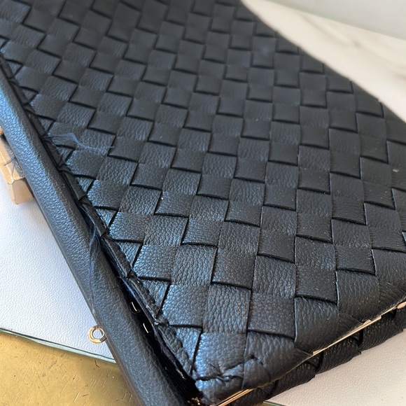 Sondra Roberts Kit Woven Clutch - Picture 3 of 5